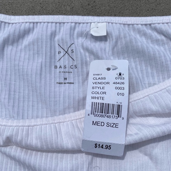 NWT Off the shoulder crop top - Picture 4 of 6